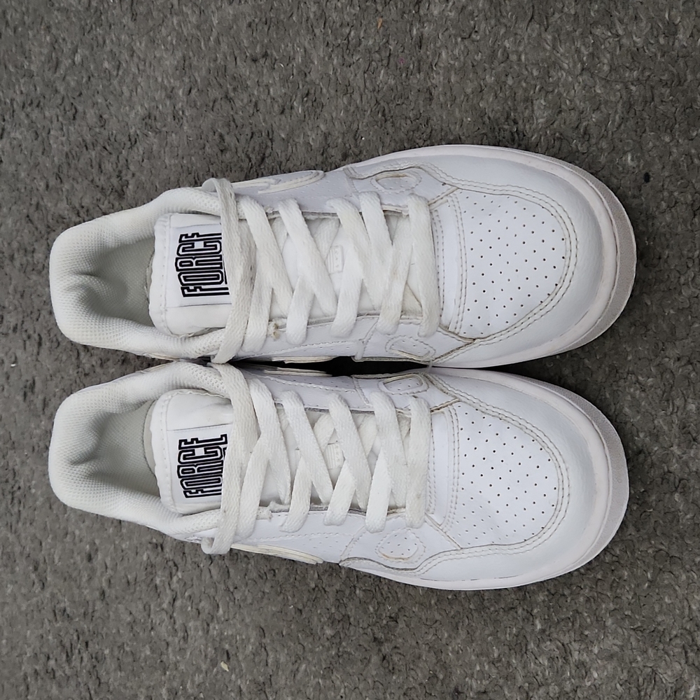 NIKE KIDS-SON OF FORCE SNEAKER